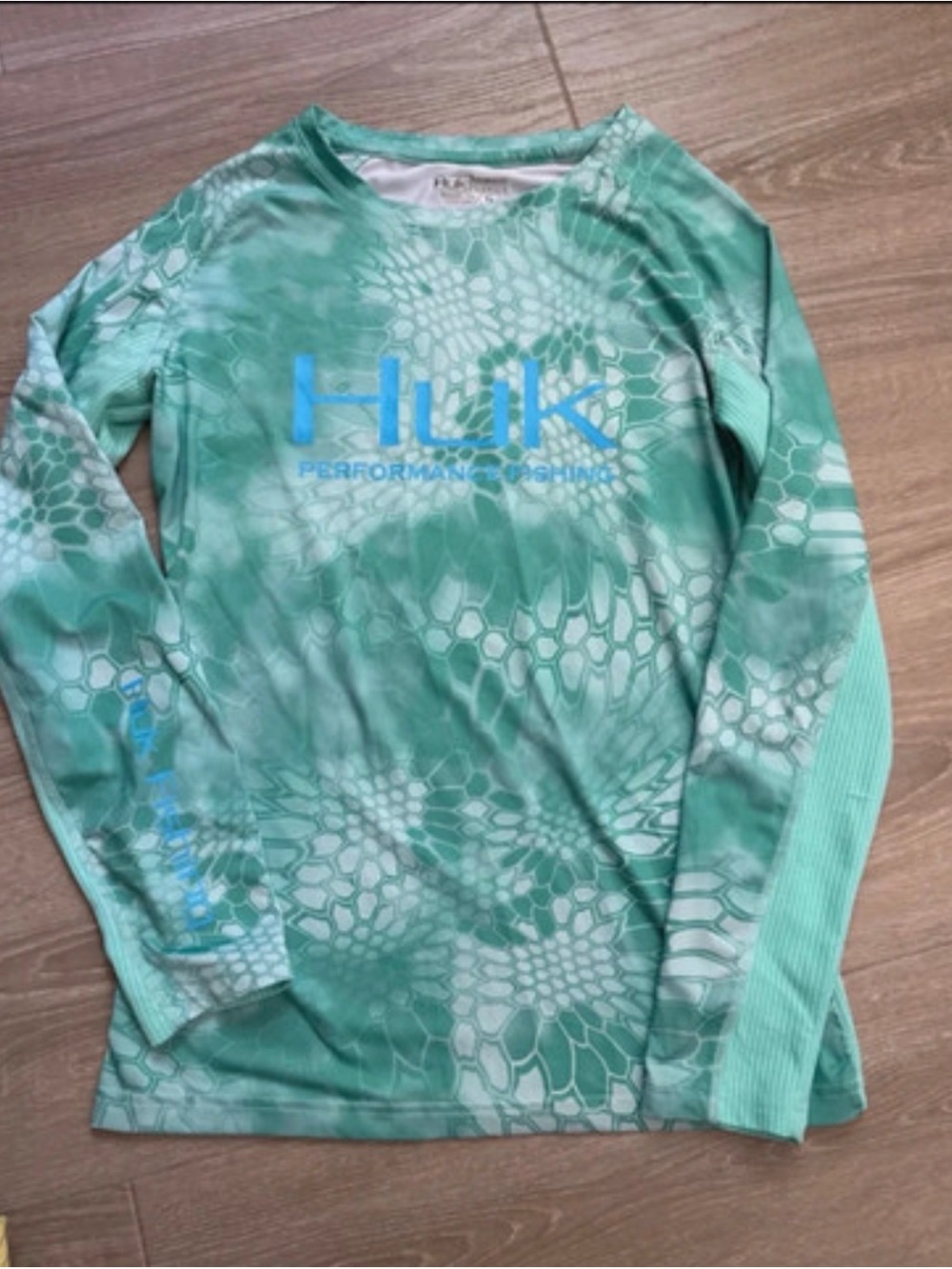 Huk Mint Green Camouflage-Print Long Sleeve Performance Tee